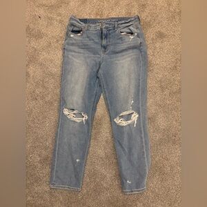American Eagle Outfitters Light Blue Distressed Jeans